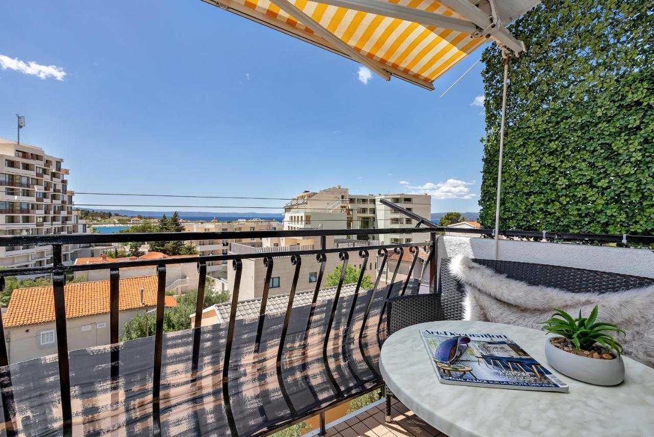 Apartments L & F Макарска Екстериор снимка