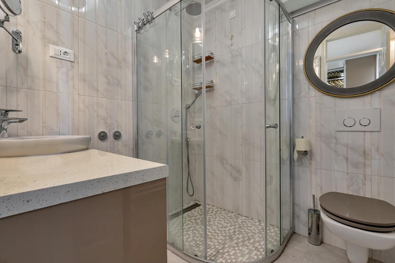 Apartments L & F Макарска Екстериор снимка
