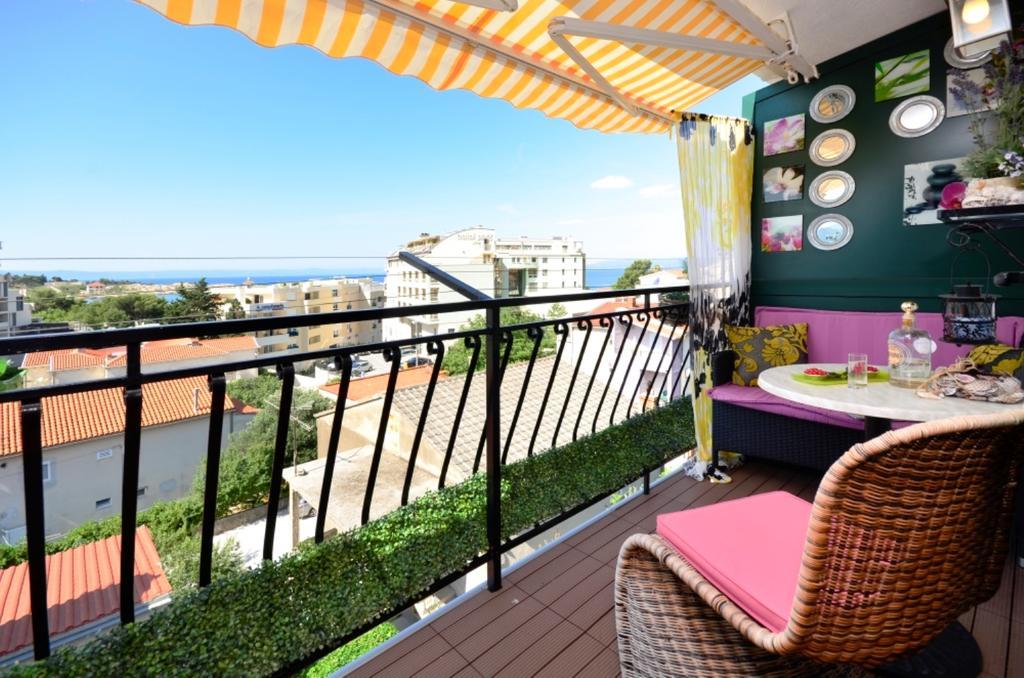 Apartments L & F Макарска Екстериор снимка